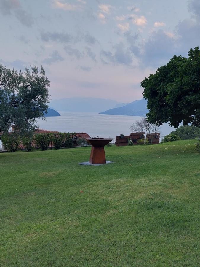 Casa Vacanze Perla Del Lago โดมาโซ ภายนอก รูปภาพ